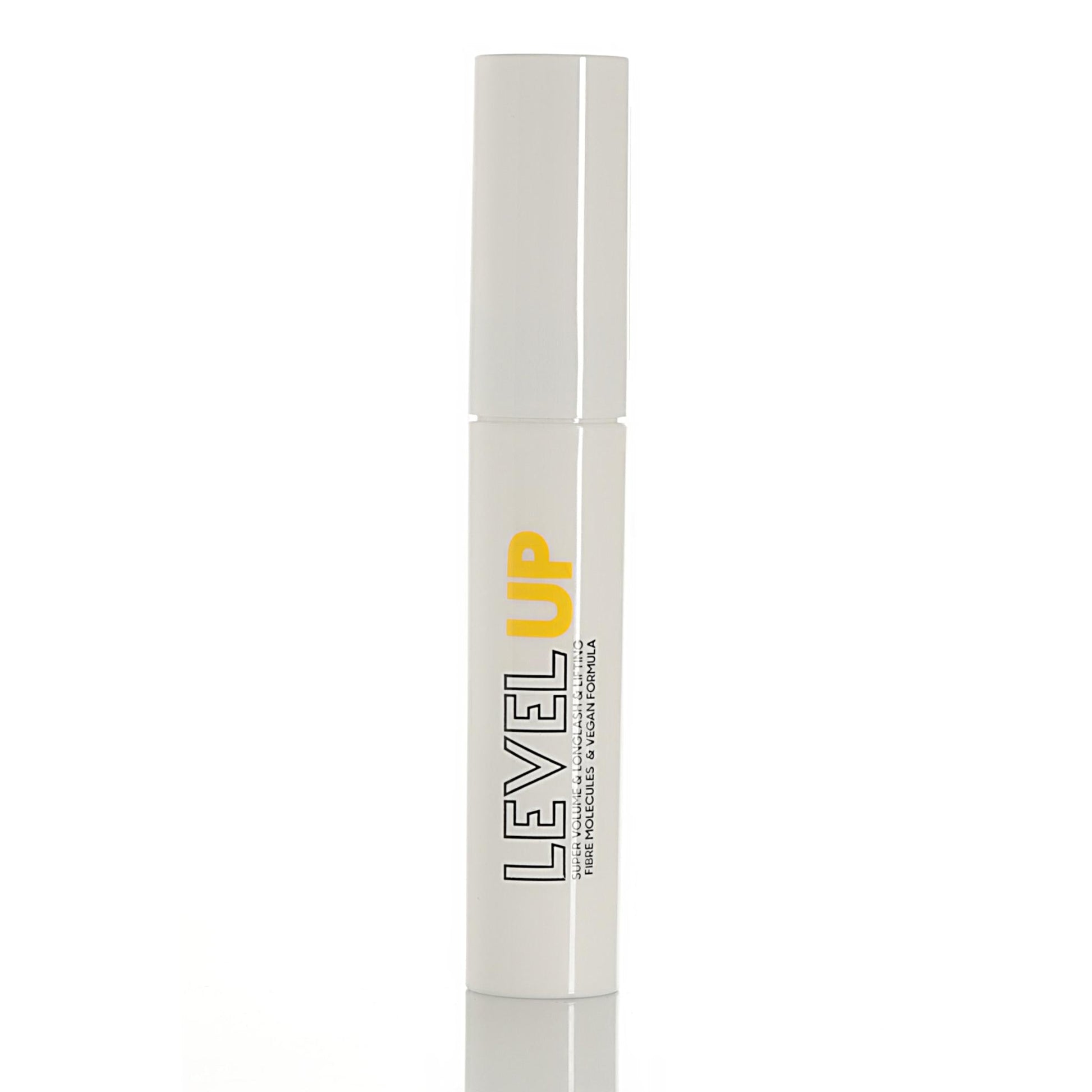 Level Up Mascara Super Volume & Long Lash Lifting - Pierre Cardin Pakistan
