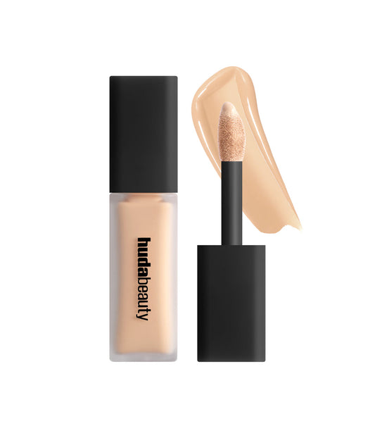 Huda Beauty Faux Filter Matte Concealer